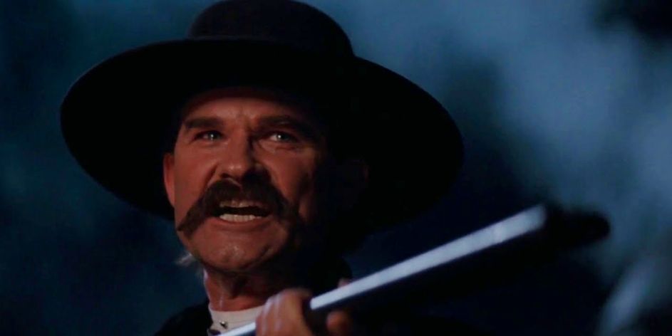 Kurt-Russell-As-Wyatt-Earp-In-Tombstone